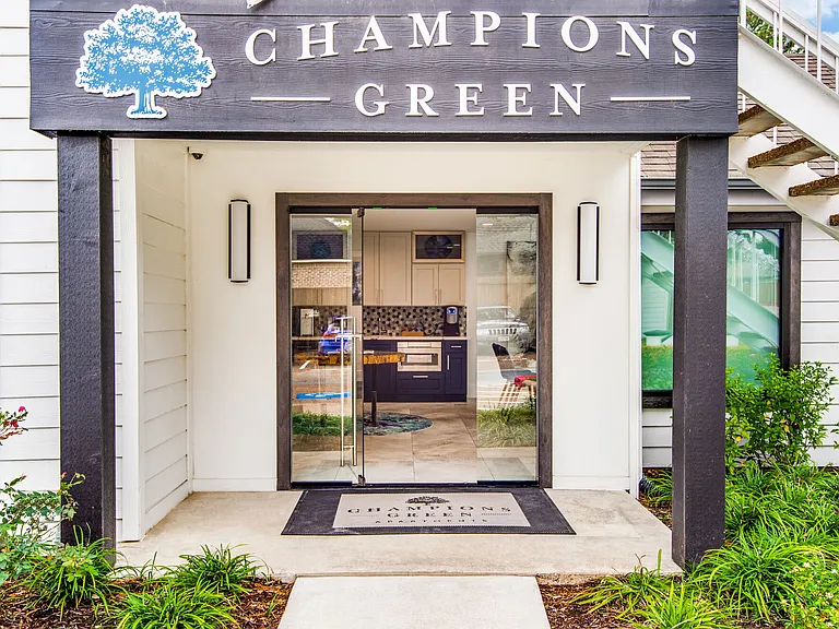 14135 Champions Dr — Photo 12
