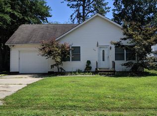 204 6th St, Barnegat, NJ 08005