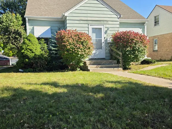 4548 N 76th St, Milwaukee, WI 53218
