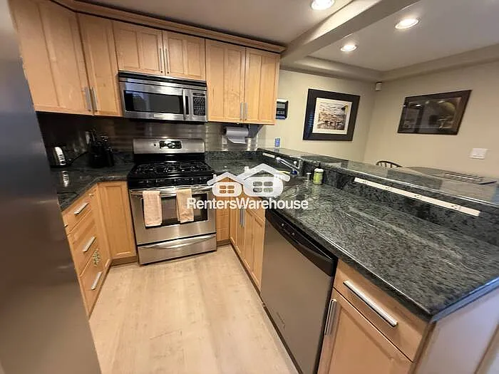6514 Phinney Ave N #C — Photo 6