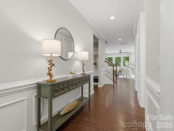 4th image of 5353 Baker Ln