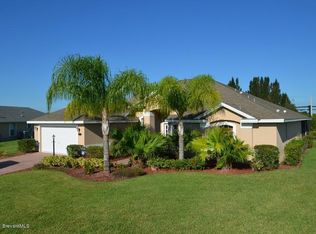 5727 Riverboat Cir SW, Vero Beach, FL 32968