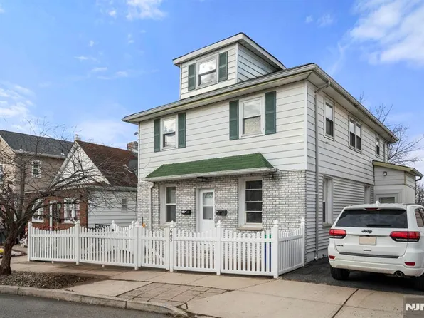 645 8th St, Lyndhurst, NJ 07071