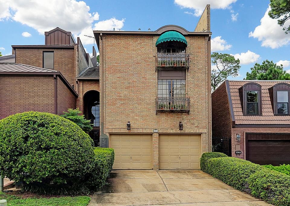 1st image of 1914 Stoney Brook Dr