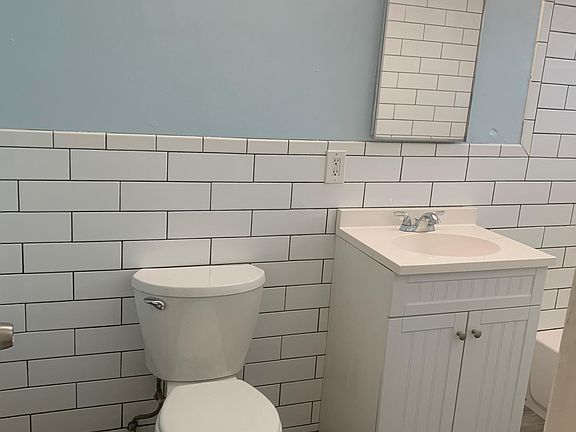 3rd image of 3318 V St #2
