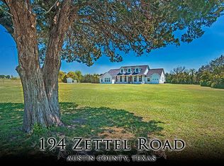 194 Zettel Rd, New Ulm, TX 78950