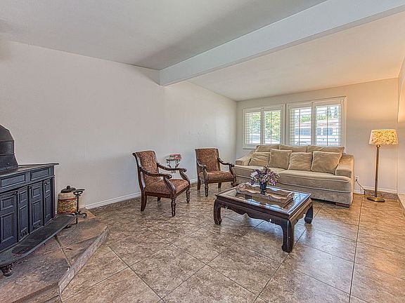 4th image of 7662 El Redondo Cir