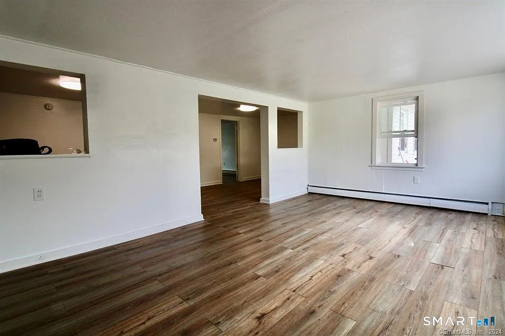 2 bed, 1.0 bath, 1000 sqft, $2,060 — Photo 4