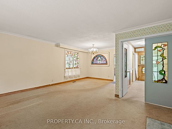 5th image of 77 Troutbrooke Dr