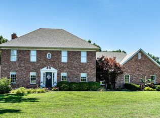 4715 E Deer Noll Rd, Columbia, MO 65201