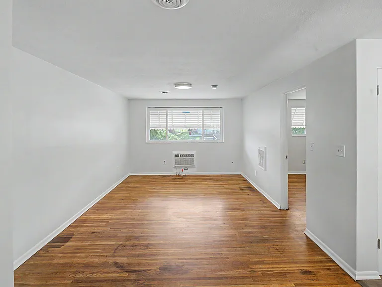 333 N Ellis St #H — Photo 7