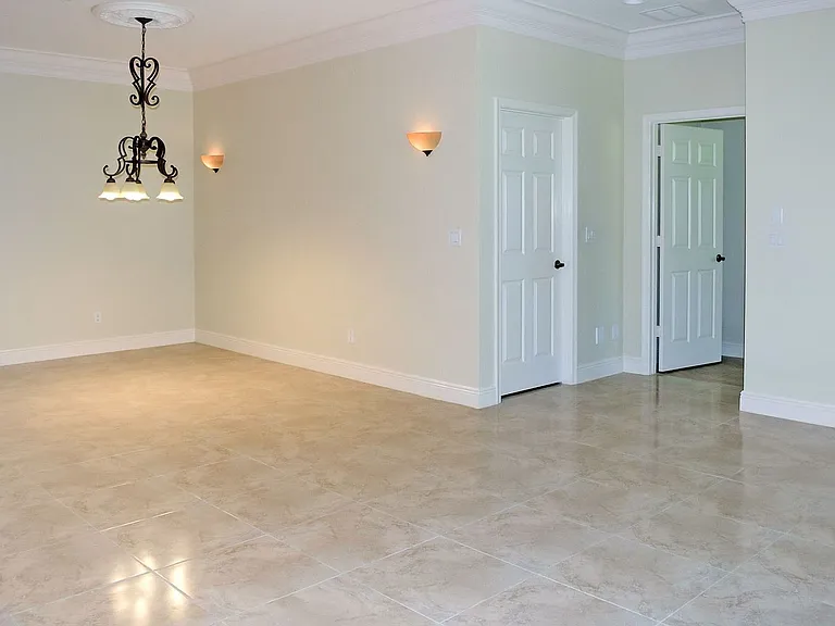 10160 SW Canossa Way — Photo 20