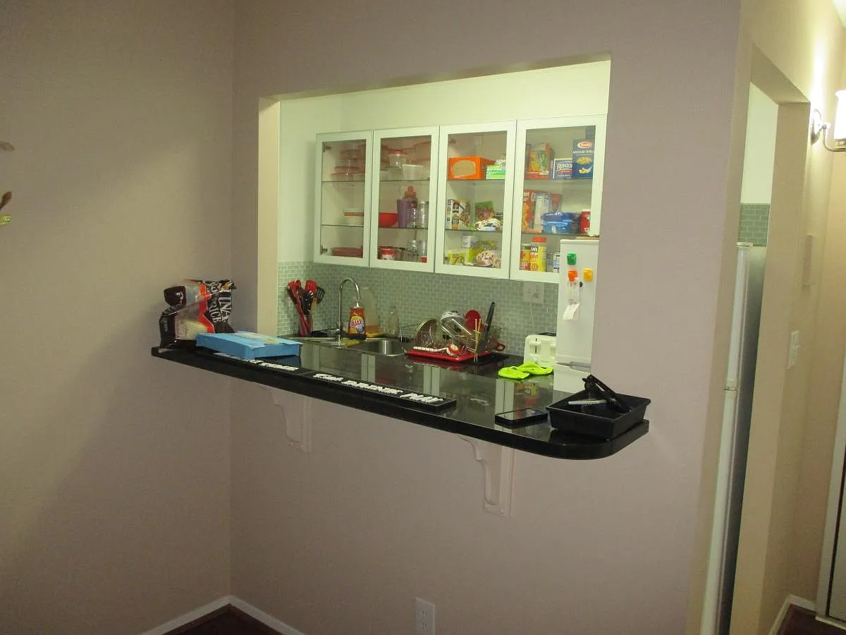 1 bed, 700 sqft, $2,100 — Photo 3