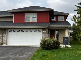 200 6th Ave SW, Crosby, ND 58730