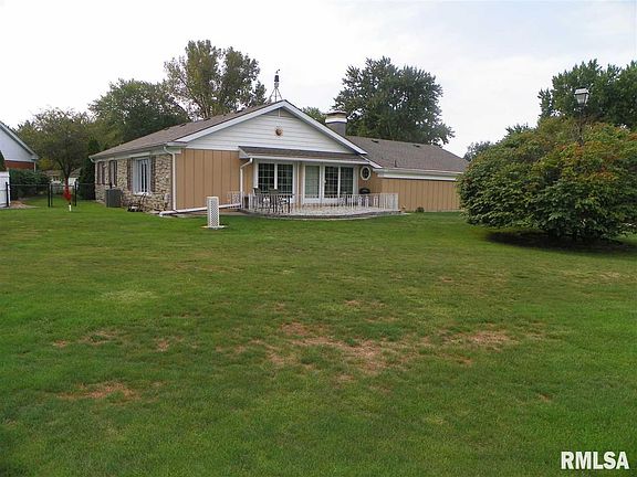 5th image of 1175 Willow Ln