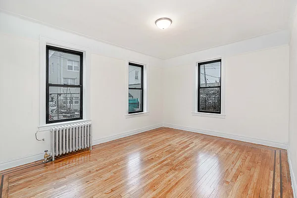 Rented by Modern Spaces | media 13