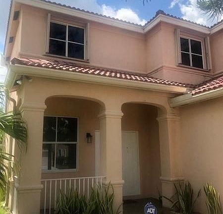 3rd image of 671 Vista Meadows Dr