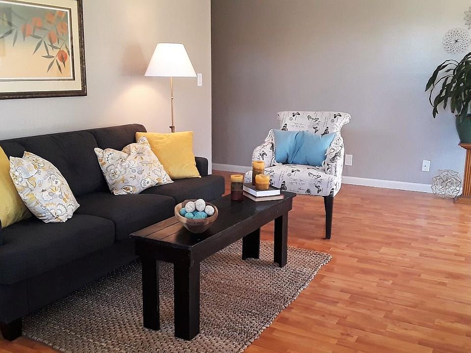 1st image of 823 N Capitol Ave APT 4