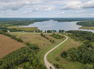 110 Bloomfield Blvd, Brooklyn, MI 49230