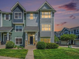 15555 Eagles Nest Way, Apple Valley, MN 55124