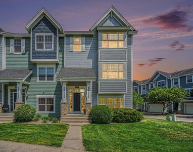 15555 Eagles Nest Way, Apple Valley, MN, 55124