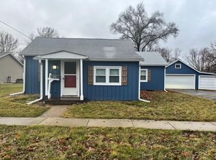 301 E Lee St, Plano, IL