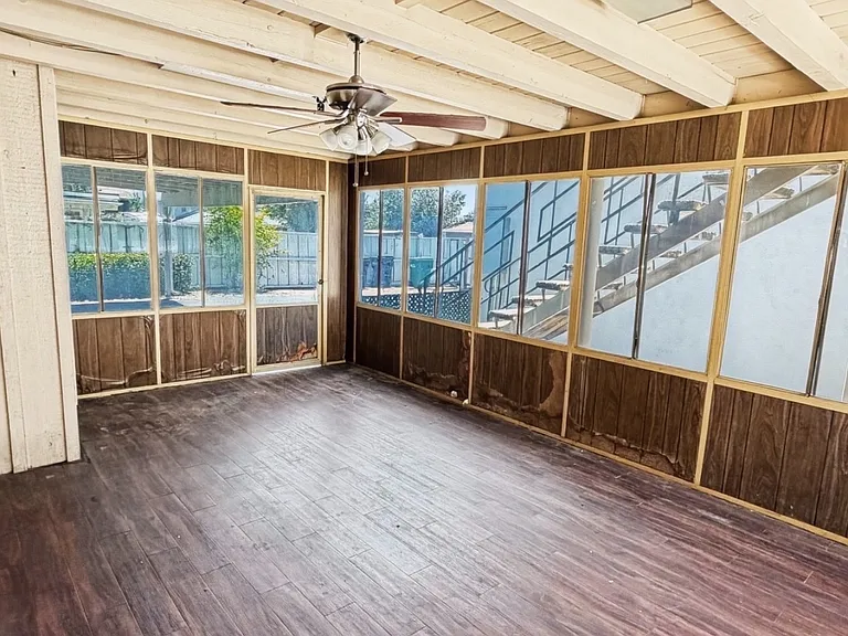 2621 Damien Ave — Photo 5