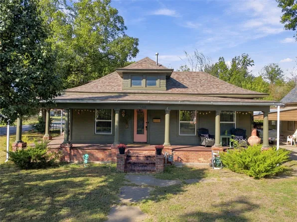 548 S Pine St, Nowata, OK 74048
