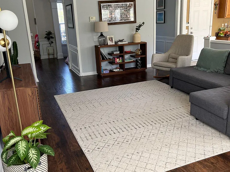 8005 Lancken Dr — Photo 11
