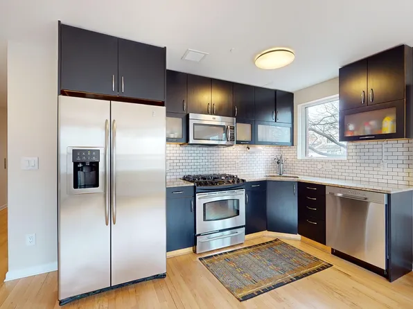 702 Ocean Parkway image 6 of 19