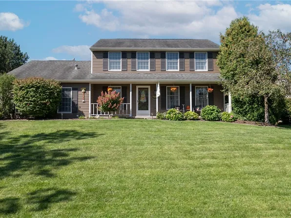 7373 Spring Mountain Dr, East Syracuse, NY 13057
