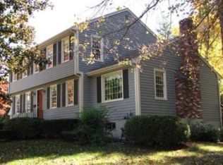 86 Alton St, Walpole, MA 02081