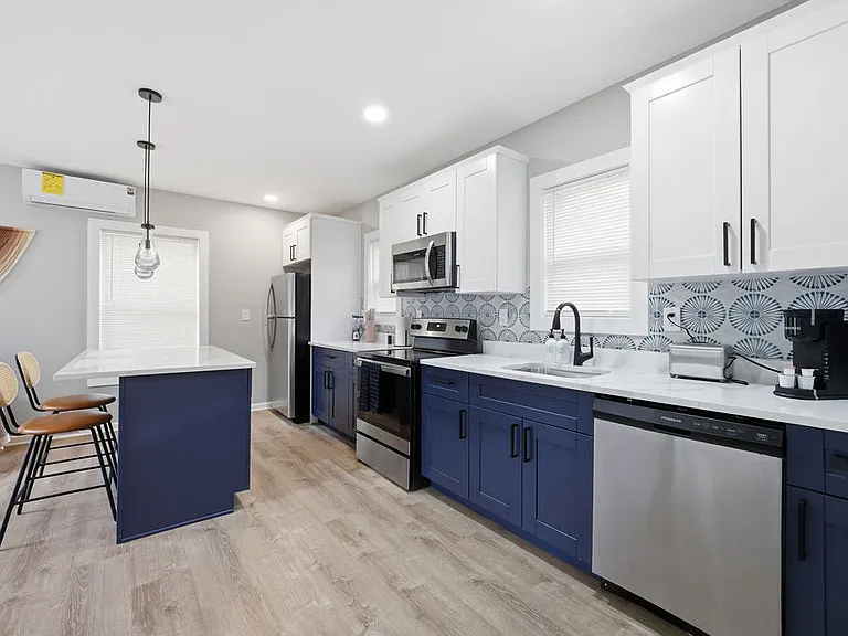 1114 Oakland Dr SW #B — Photo 4
