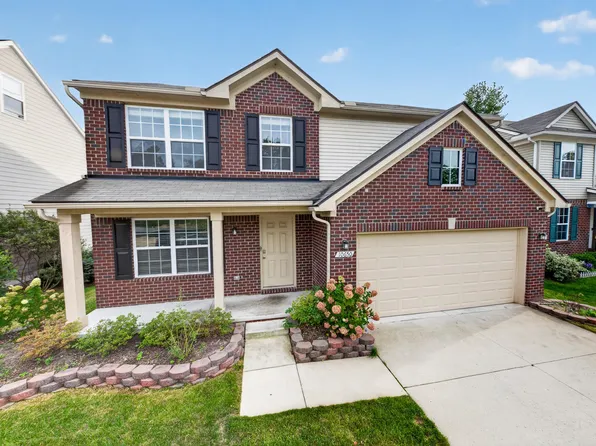 10650 Scarlet Oak Dr, Ypsilanti, MI 48198