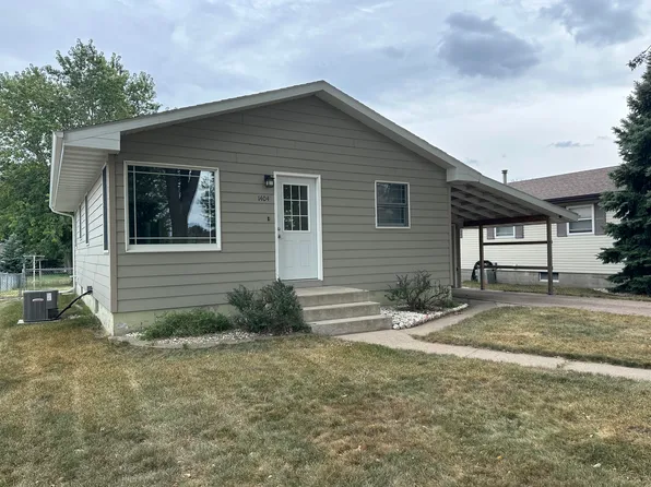 1404 S Duff St, Mitchell, SD 57301