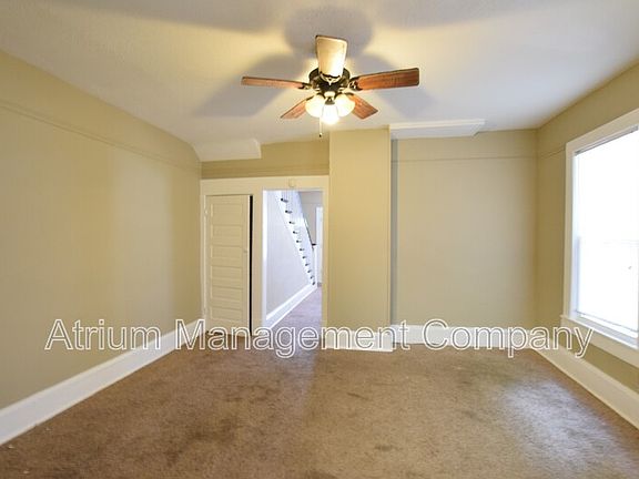 4th image of 206 W Wisconsin Ave Unit A