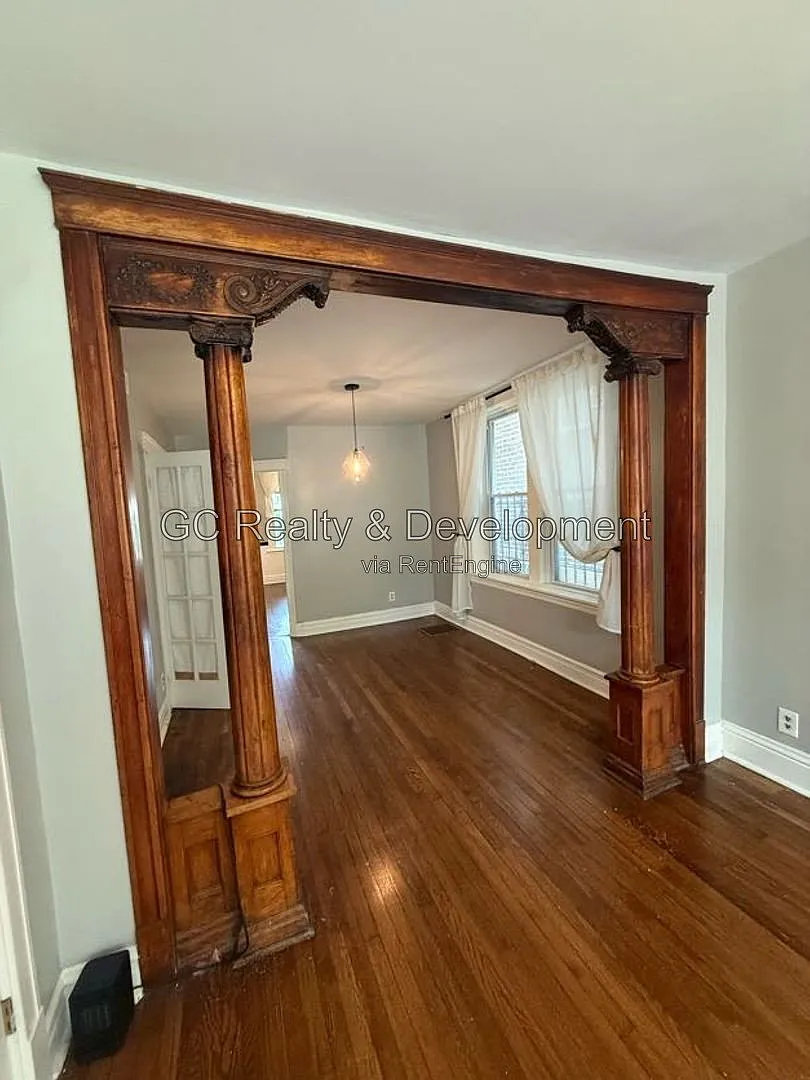 2 bed, 1.0 bath, 800 sqft, $2,750 — Photo 3