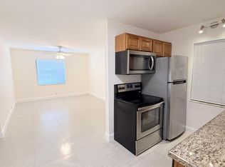 607 NE 29th Dr APT 17, Wilton Manors, FL 33334