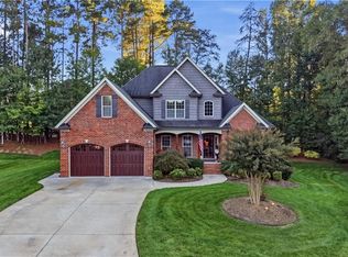 347 Kiawah Island Dr, Winston Salem, NC 27107