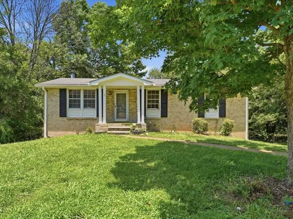 413 Clearwater Dr, Nashville, TN 37217