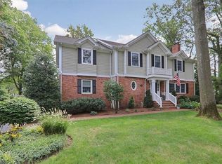 1331 Summit Ln, Mountainside, NJ 07092