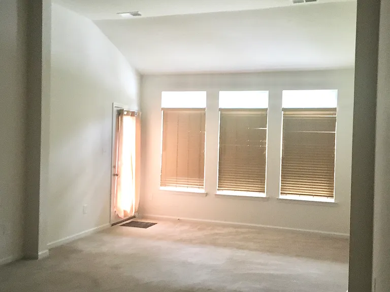 36401 Ridgeshore Ln — Photo 8