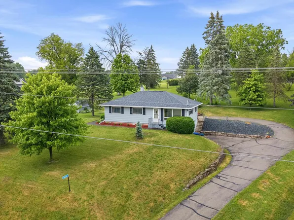 N8236 Highway 33 Rd, Beaver Dam, WI 53916