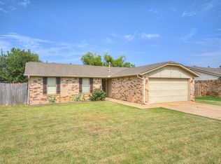 8313 Woodhue Dr, Oklahoma City, OK 73135