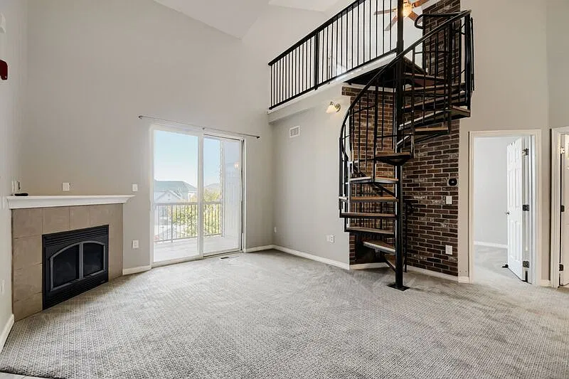 1 bed, 1.0 bath, 900 sqft, $1,700 — Photo 3
