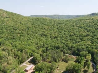 560 Husky Mountain Private Dr, Laceys Spring, AL 35754