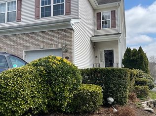 546 Coventry Dr, Nutley, NJ 07110