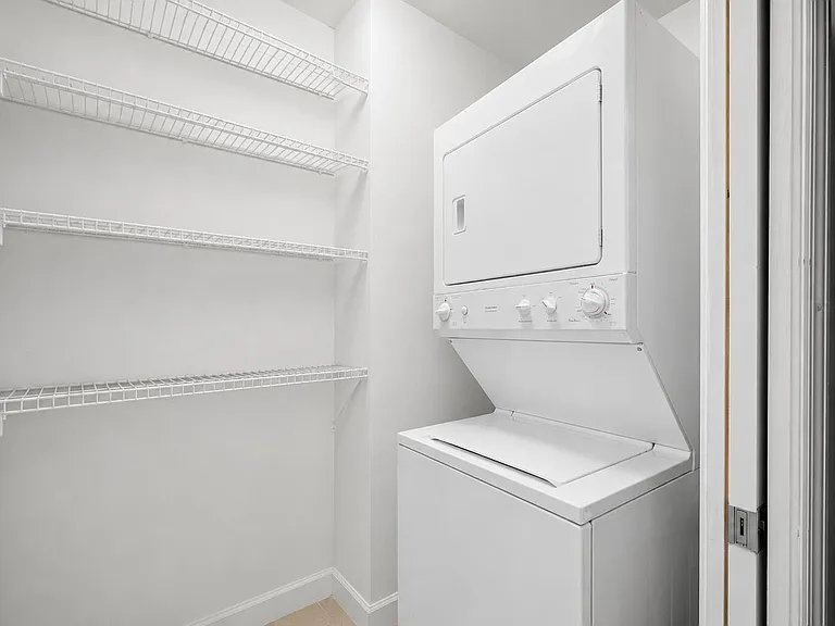 801 S Olive Ave #914 — Photo 26