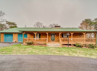 312 S Maple Dr, Jasper, GA 30143