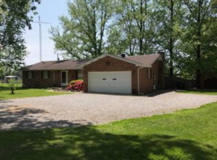 1727 County Highway 13, Xenia, IL 62899